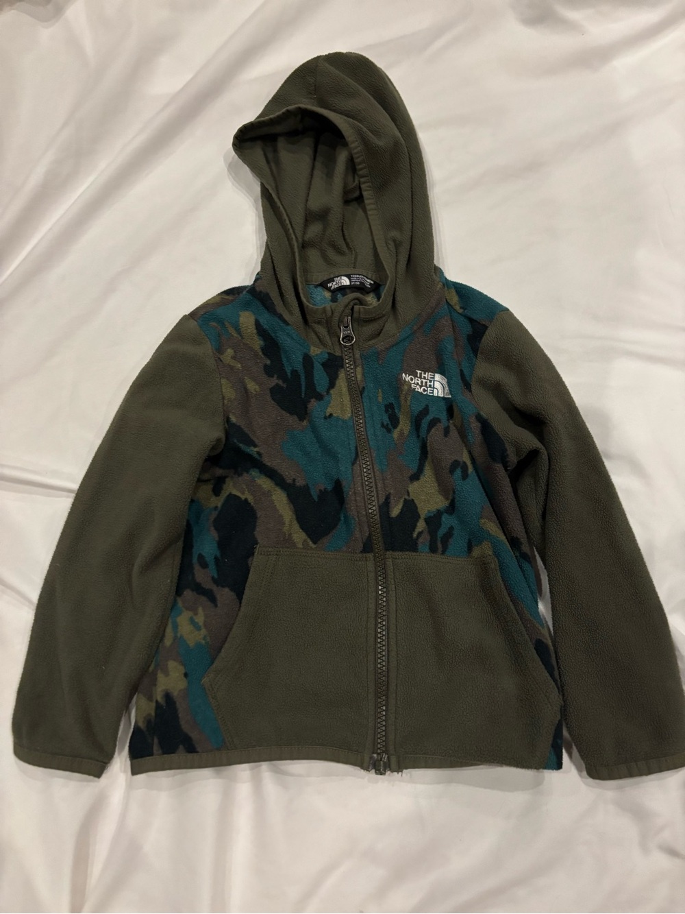 The North Face Kids' Olive Green Camo Fleece Hoodie 3t